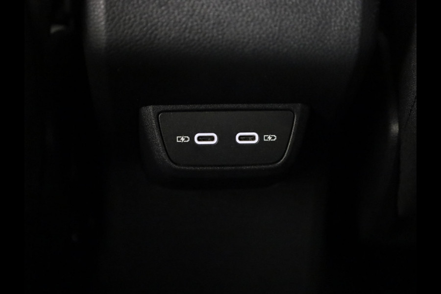 Volkswagen Taigo 1.0 TSI R-Line 116 pk Automaat (DSG) | Verlengde garantie | Navigatie via App | Parkeersensoren | LED koplampen | Black Style pakket | R-Line |