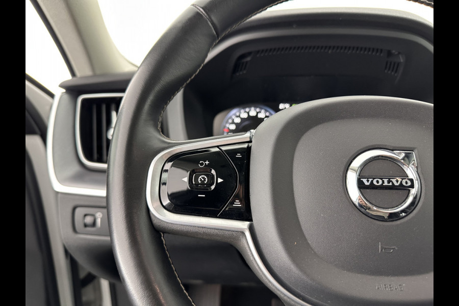 Volvo XC60 2.0 D4 Momentum Pro (INCL-BTW) Aut.*LUXURY-LEATHER | HARMAN/KARDON-AUDIO | HEATED-SPORTSEATS | NAVI-FULLMAP | CRUISE | CAMERA | LANE-ASSIST | BLIS | PDC | ECC | CARPLAY | DIGI-COCKPIT | SIPS | TOWBAR | 18''ALU*