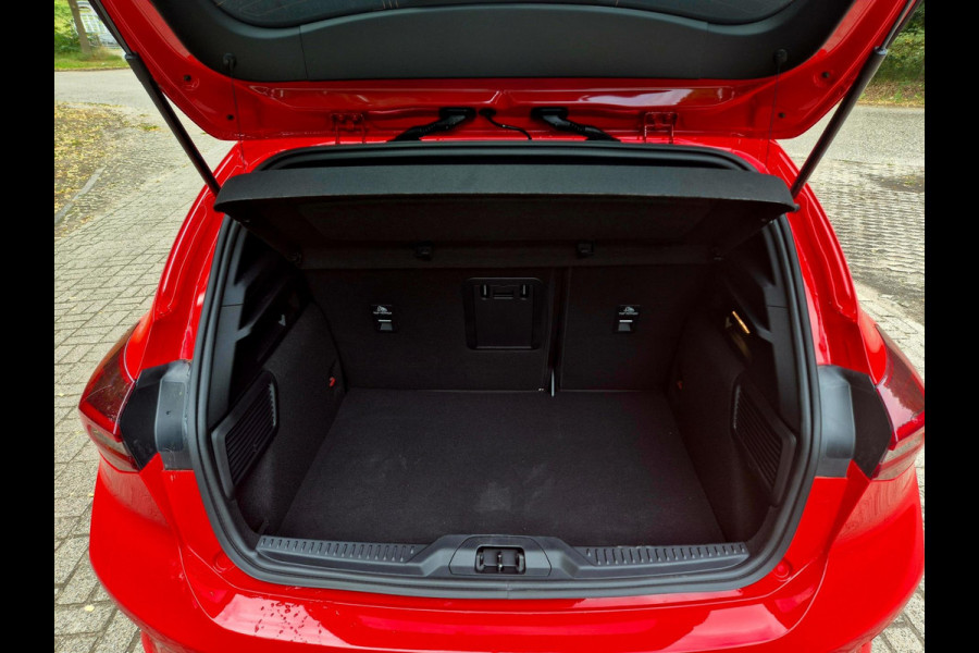 Ford Focus 1.0 EcoBoost Hybrid ST Line