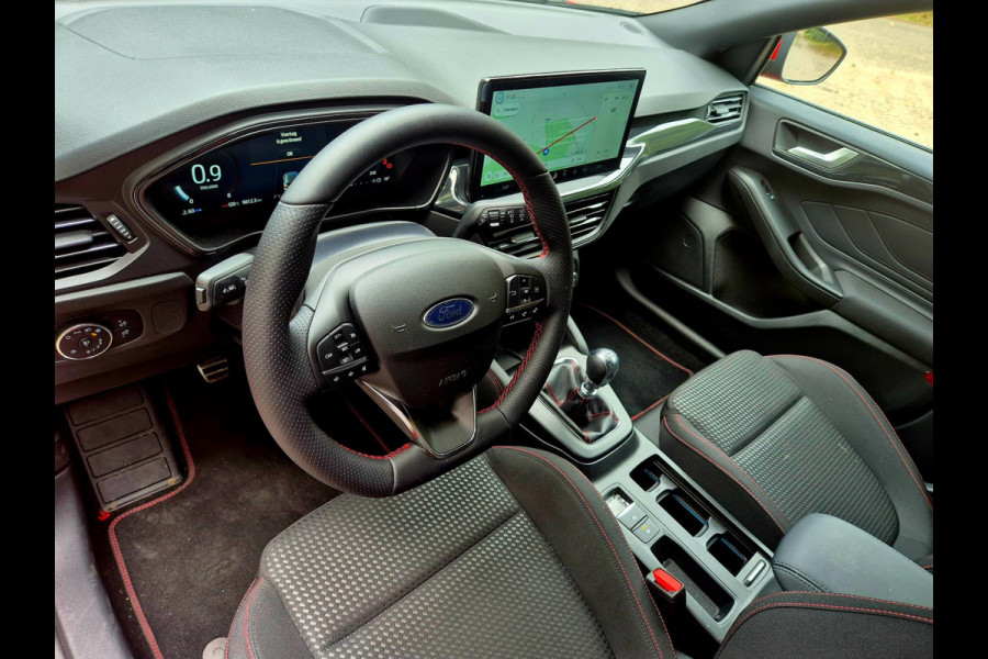 Ford Focus 1.0 EcoBoost Hybrid ST Line