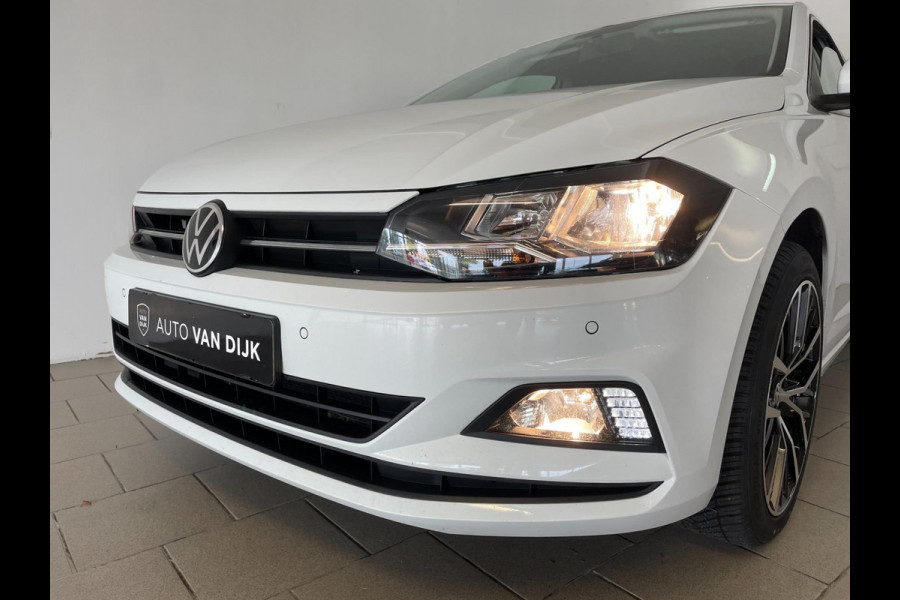 Volkswagen Polo 1.0 TSI Comfortline AIRCO NAVI CRUISE BLUETOOTH APPLE CARPLAY 17 INCH VELGEN ALL SEASON PDC ZEER NETTE AUTO