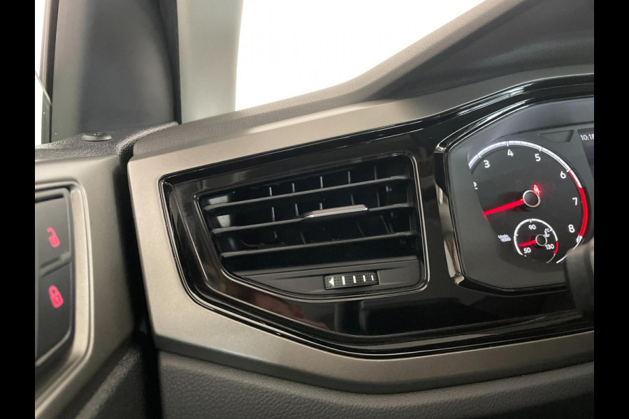 Volkswagen Polo 1.0 TSI Comfortline AIRCO NAVI CRUISE BLUETOOTH APPLE CARPLAY 17 INCH VELGEN ALL SEASON PDC ZEER NETTE AUTO