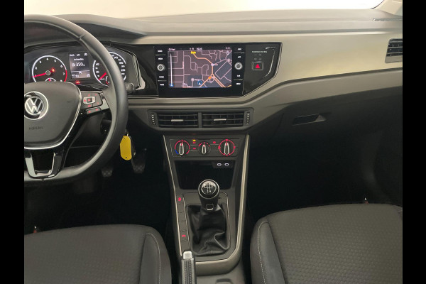 Volkswagen Polo 1.0 TSI Comfortline AIRCO NAVI CRUISE BLUETOOTH APPLE CARPLAY 17 INCH VELGEN ALL SEASON PDC ZEER NETTE AUTO
