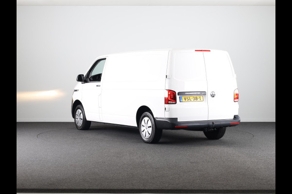 Volkswagen Transporter 2.0 TDI L2H1 28 150 pk | Airo | Trekhaak | Parkeersensoren | Elektr. spiegels (inklapbaar) |