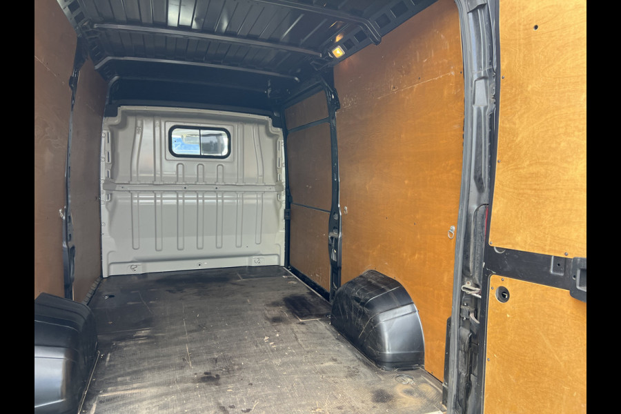 Fiat Ducato 35 2.3 MultiJet L2H2 Automaat