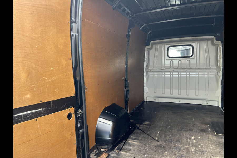Fiat Ducato 35 2.3 MultiJet L2H2 Automaat