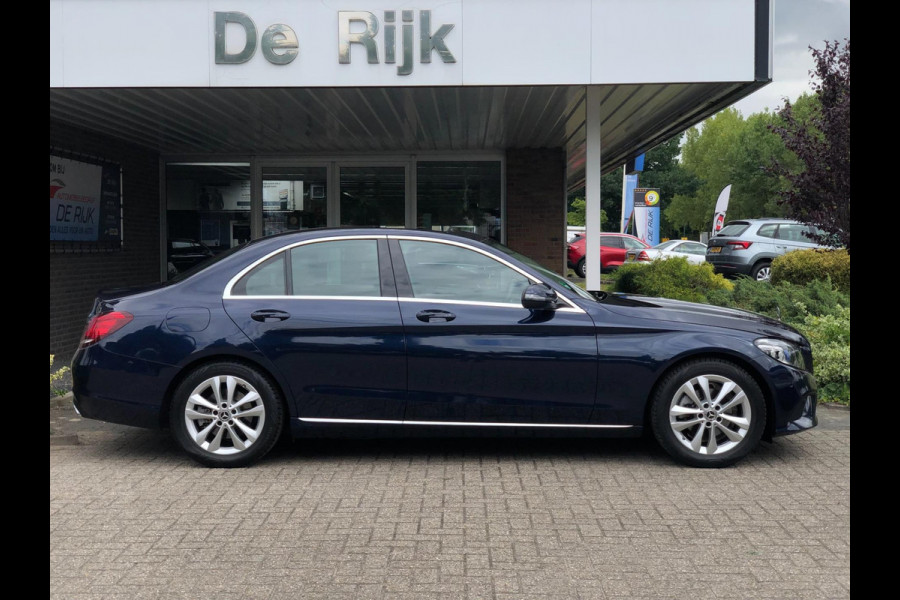 Mercedes-Benz C-Klasse 180 Business Solution Plus Upgr. Ed. | Panoramadak, Carplay/Android, Navi, Camera, Cruise, Climate |