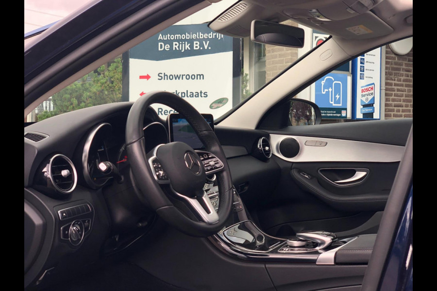 Mercedes-Benz C-Klasse 180 Business Solution Plus Upgr. Ed. | Panoramadak, Carplay/Android, Navi, Camera, Cruise, Climate |