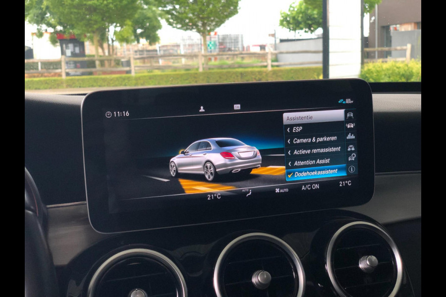 Mercedes-Benz C-Klasse 180 Business Solution Plus Upgr. Ed. | Panoramadak, Carplay/Android, Navi, Camera, Cruise, Climate |