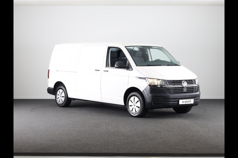 Volkswagen Transporter 2.0 TDI L2H1 28 150 pk | Airo | Trekhaak | Parkeersensoren | Elektr. spiegels (inklapbaar) |
