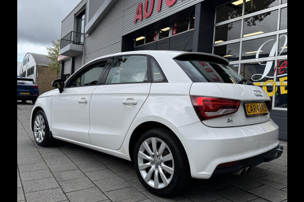 Audi A1 Sportback 1.4 -16V TFSI - Airco I Xenon I Sport velgen I Trekhaak I Dealer onderhouden