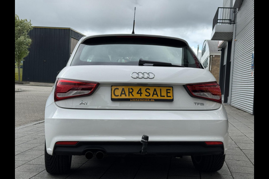Audi A1 Sportback 1.4 -16V TFSI - Airco I Xenon I Sport velgen I Trekhaak I Dealer onderhouden