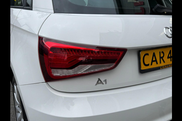 Audi A1 Sportback 1.4 -16V TFSI - Airco I Xenon I Sport velgen I Trekhaak I Dealer onderhouden