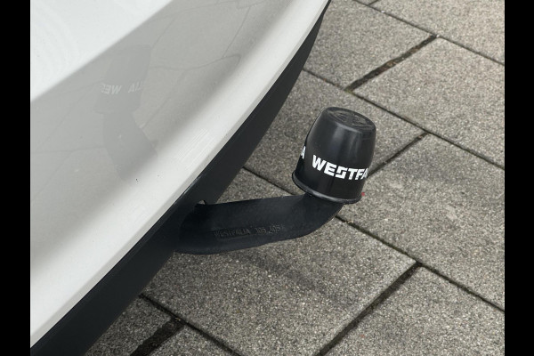 Audi A1 Sportback 1.4 -16V TFSI - Airco I Xenon I Sport velgen I Trekhaak I Dealer onderhouden