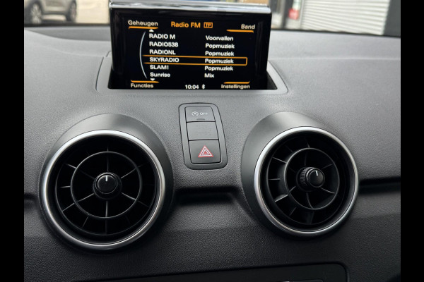 Audi A1 Sportback 1.4 -16V TFSI - Airco I Xenon I Sport velgen I Trekhaak I Dealer onderhouden