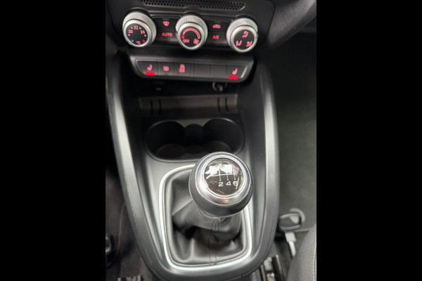 Audi A1 Sportback 1.4 -16V TFSI - Airco I Xenon I Sport velgen I Trekhaak I Dealer onderhouden