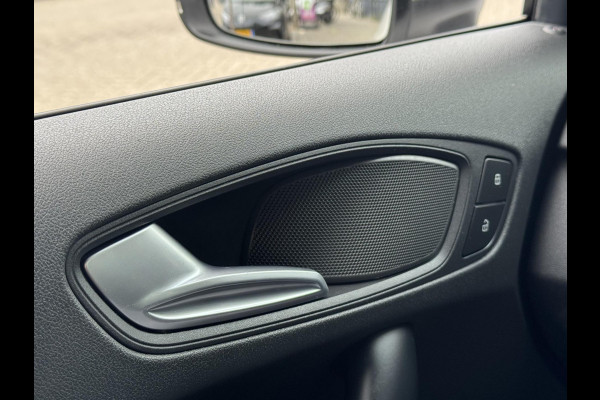 Audi A1 Sportback 1.4 -16V TFSI - Airco I Xenon I Sport velgen I Trekhaak I Dealer onderhouden