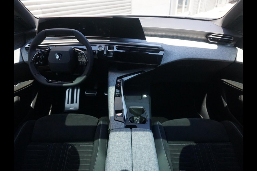 Peugeot 3008 1.6 plug-in Hybrid 195 GT ELEKTRISCHE STOEL- EN ACHTERKLEPBEDIENING | 360° CAMERA | NAVIGATIE & CARPLAY | E.C.C. |