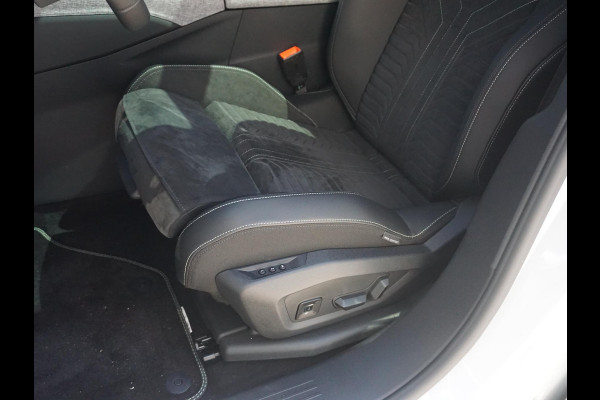 Peugeot 3008 1.6 plug-in Hybrid 195 GT ELEKTRISCHE STOEL- EN ACHTERKLEPBEDIENING | 360° CAMERA | NAVIGATIE & CARPLAY | E.C.C. |