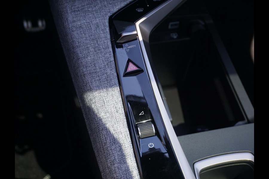 Peugeot 3008 1.6 plug-in Hybrid 195 GT ELEKTRISCHE STOEL- EN ACHTERKLEPBEDIENING | 360° CAMERA | NAVIGATIE & CARPLAY | E.C.C. |
