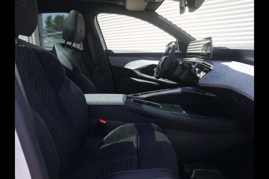 Peugeot 3008 1.6 plug-in Hybrid 195 GT ELEKTRISCHE STOEL- EN ACHTERKLEPBEDIENING | 360° CAMERA | NAVIGATIE & CARPLAY | E.C.C. |