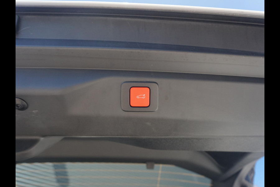 Peugeot 3008 1.6 plug-in Hybrid 195 GT ELEKTRISCHE STOEL- EN ACHTERKLEPBEDIENING | 360° CAMERA | NAVIGATIE & CARPLAY | E.C.C. |