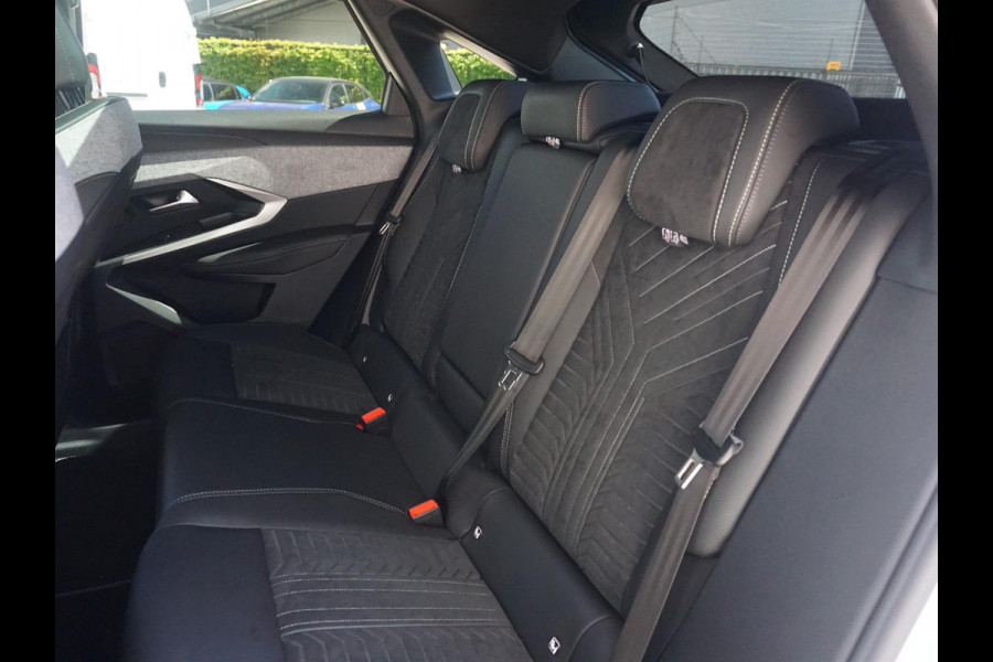 Peugeot 3008 1.6 plug-in Hybrid 195 GT ELEKTRISCHE STOEL- EN ACHTERKLEPBEDIENING | 360° CAMERA | NAVIGATIE & CARPLAY | E.C.C. |