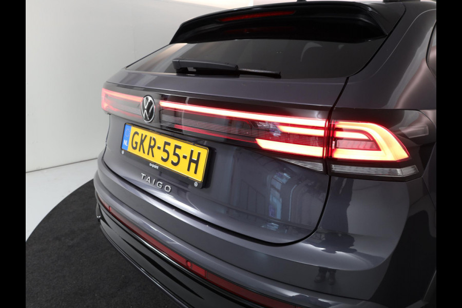 Volkswagen Taigo 1.0 TSI R-Line 116 pk Automaat (DSG) | Verlengde garantie | Navigatie via App | Parkeersensoren | Adaptieve cruise control | LED koplampen |