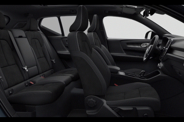 Volvo EX40 252PK Single Motor Extended Range Plus 82 kWh / Lounge Pakket / Extra getint glas / 360 Camera / 20'' velgen / Panoramadak / Zwart dak