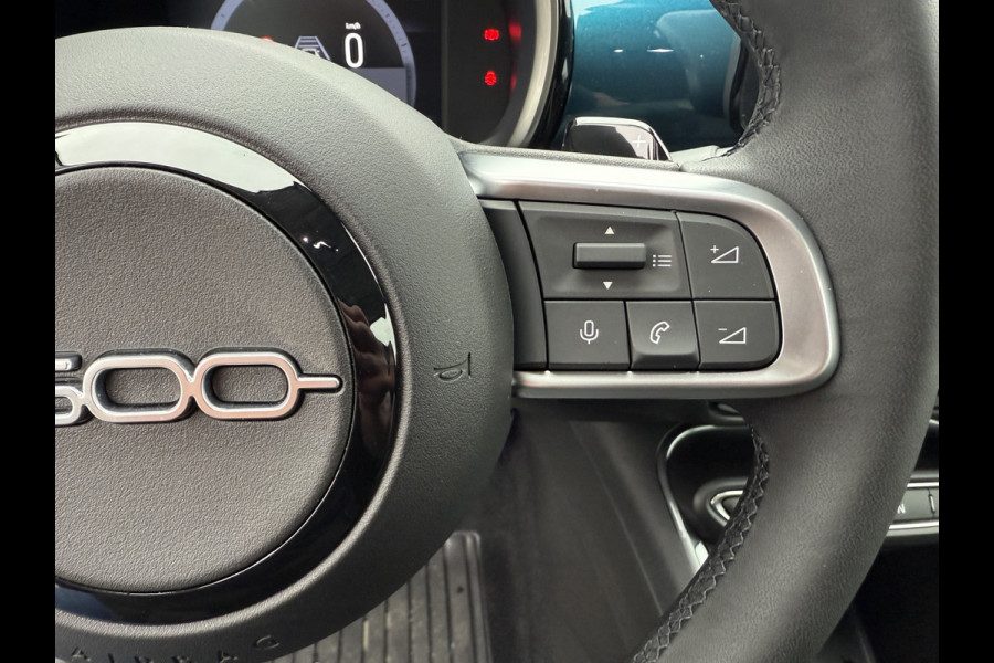 Fiat 600 Urban | Pack Style | Pack Comfort | 1.2 Hybrid 136 PK