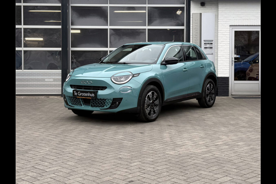 Fiat 600 Urban Pack Style Pack Comfort 1.2 Hybrid 136