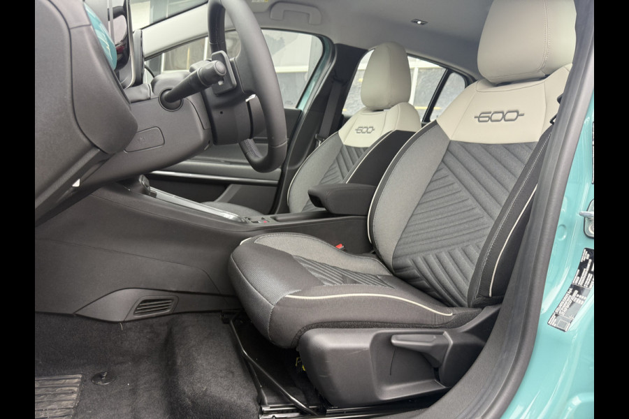 Fiat 600 Urban Pack Style Pack Comfort 1.2 Hybrid 136