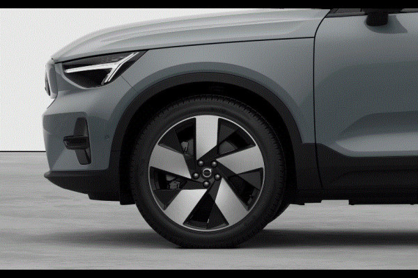 Volvo EX40 252PK Single Motor Extended Range Plus 82 kWh / Lounge pakket / Extra getint glas / Panoramadak / 360 camera / 20'' velgen / Zwart dak