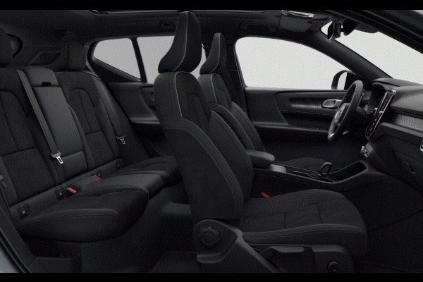 Volvo EX40 252PK Single Motor Extended Range Plus 82 kWh / Lounge pakket / Extra getint glas / Panoramadak / 360 camera / 20'' velgen / Zwart dak