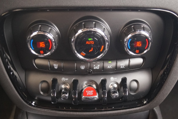 MINI Clubman 1.5 Cooper Business Edition -NAVI-ECC-PDC-