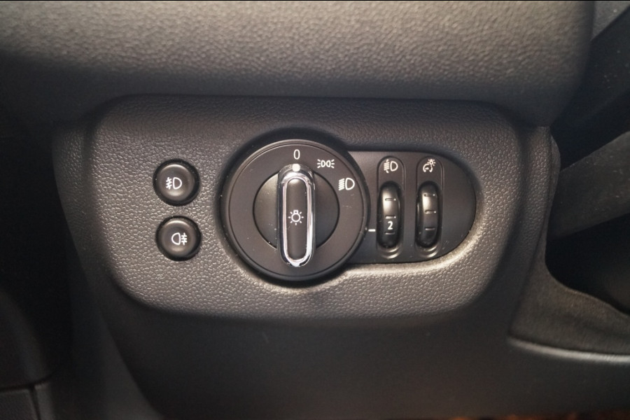 MINI Clubman 1.5 Cooper Business Edition -NAVI-ECC-PDC-