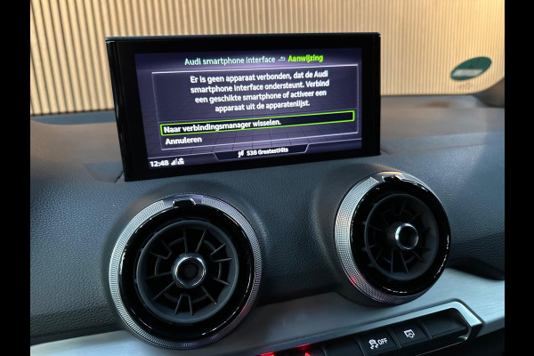 Audi Q2 35 TFSI S Line 150PK - Trekhaak, Carplay - Navigatie