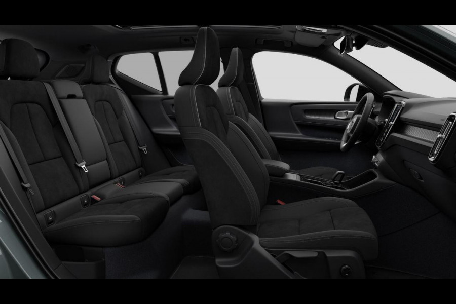 Volvo EX40 Single Motor Extended Range Plus 82 kWh / Lounge pakket / Extra getint glas / Panoramadak / 360 Camera / 20''velgen / zwart dak