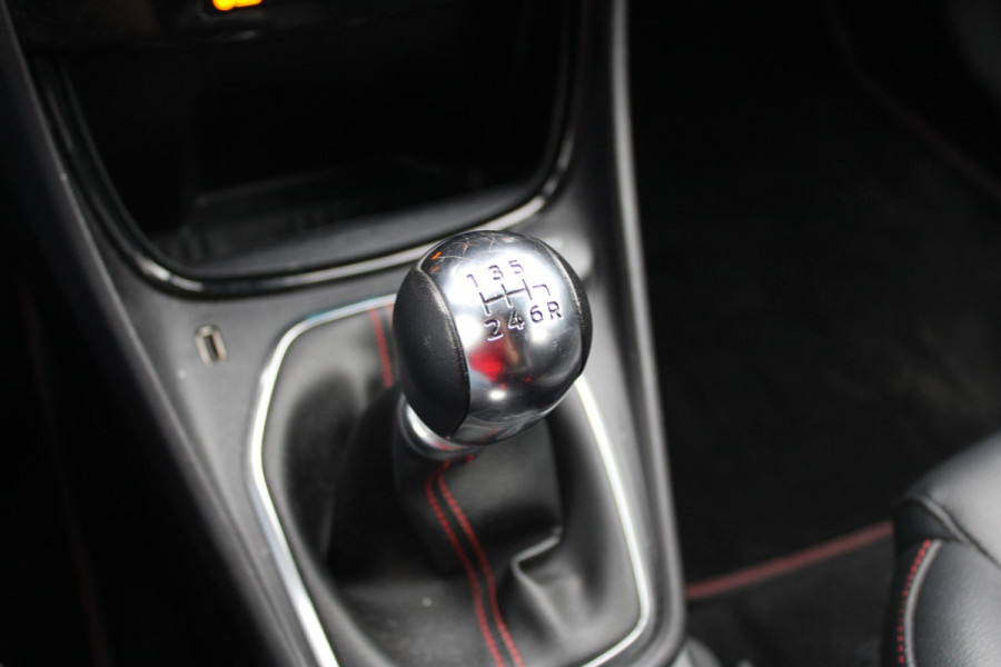 Ford Puma 1.0 EcoBoost Hybrid ST-Line X | 19 inch | camera | PDC V+A | Climate | Adaptive cruise control | Navigatie |