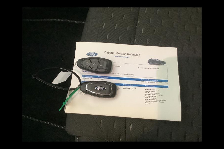 Ford Puma 1.0 125 pk EcoBoost Hybrid Titanium Nieuw Model Panorama dak, Winter Pack, Driver Assistance Pack, Achteruitrijcamera
