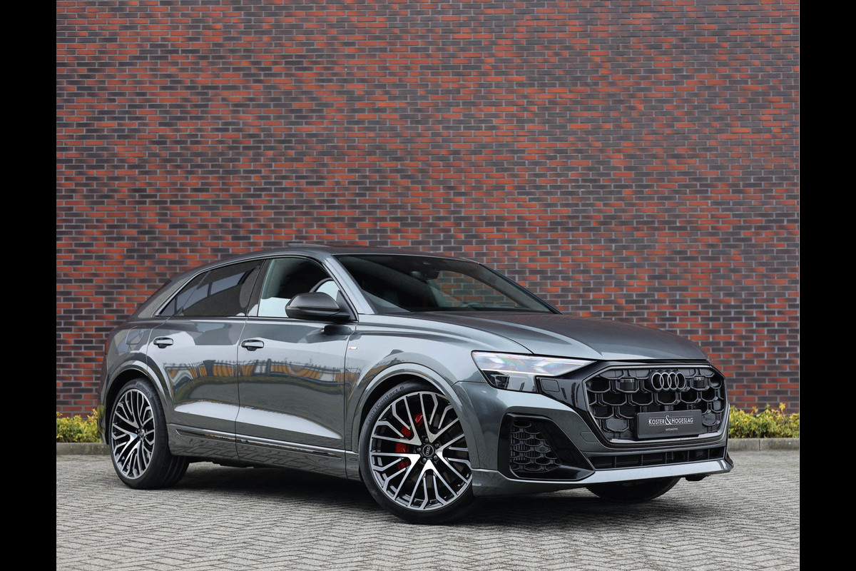 Audi Q8 60 TFSIe Quattro *B&O advanced*Vierwielsturing*Trekhaak*Massage* Audi Q8 60 TFSIe Quattro *B&O advanced*Vierwielsturing*Trekhaak*Massage*