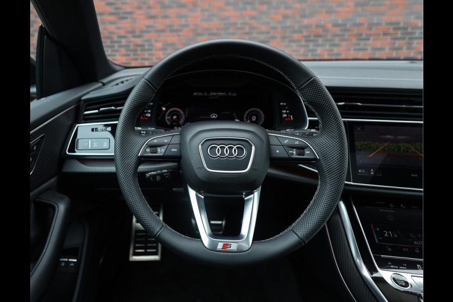 Audi Q8 60 TFSIe Quattro *Pano*Trekhaak*Matrix*B&O*