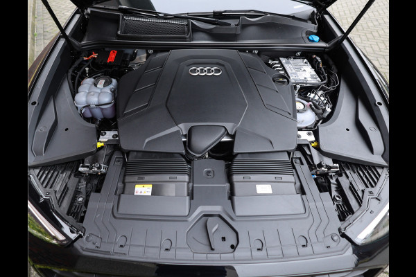 Audi Q8 60 TFSIe Quattro *Pano*Trekhaak*Matrix*B&O*
