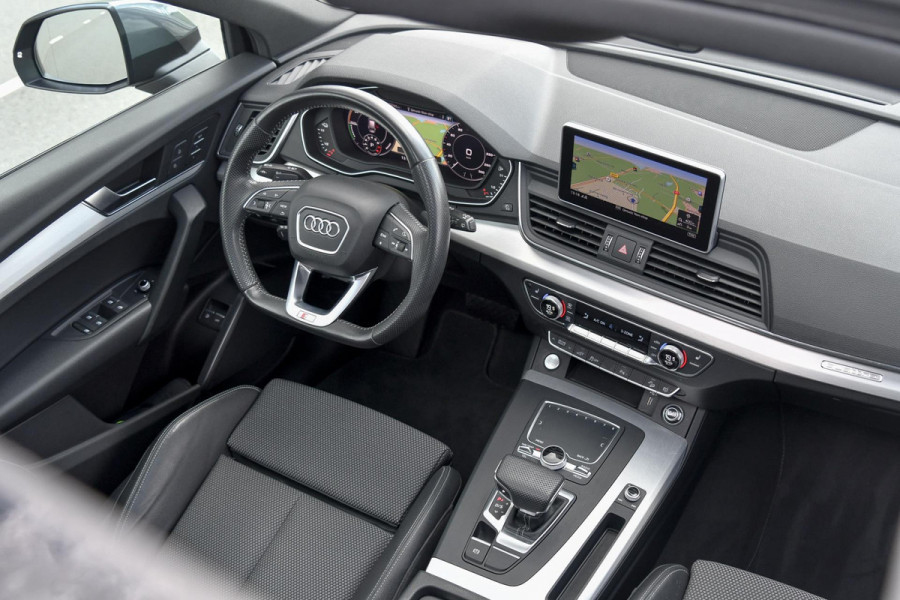 Audi Q5 50 TFSI e quattro 3X S-Line. Pano, Memory, Massage, ACC, Keyless, Camera, Matrix, CarPlay!