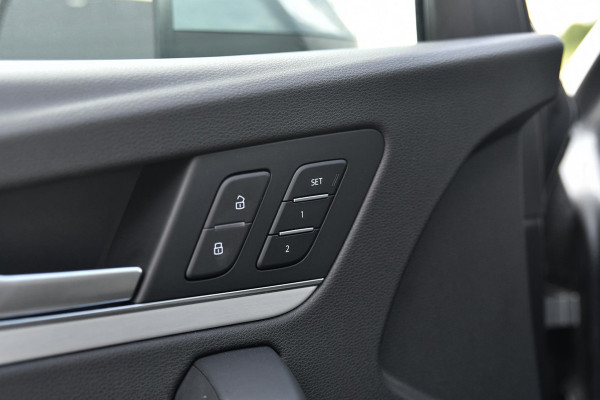 Audi Q5 50 TFSI e quattro 3X S-Line. Pano, Memory, Massage, ACC, Keyless, Camera, Matrix, CarPlay!