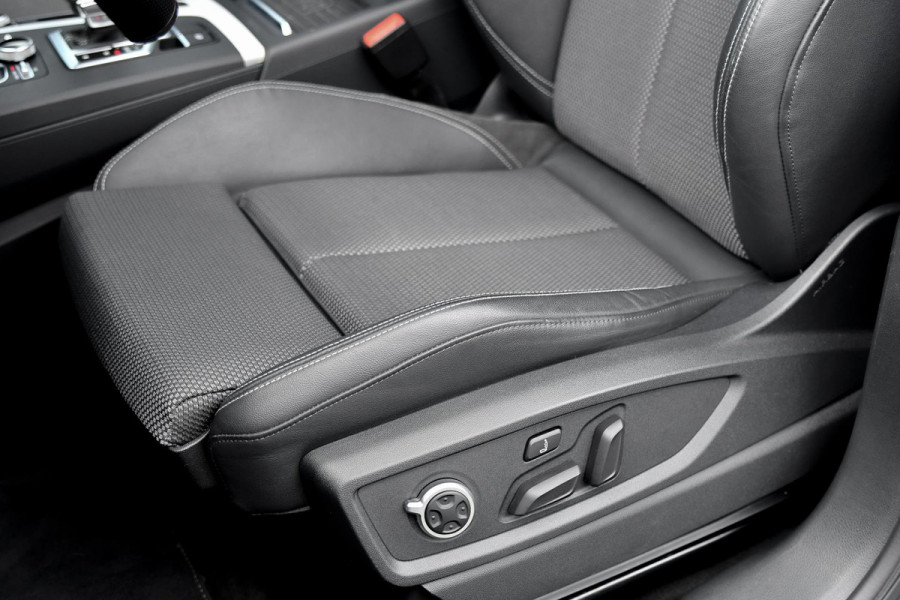 Audi Q5 50 TFSI e quattro 3X S-Line. Pano, Memory, Massage, ACC, Keyless, Camera, Matrix, CarPlay!