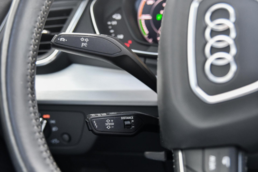 Audi Q5 50 TFSI e quattro 3X S-Line. Pano, Memory, Massage, ACC, Keyless, Camera, Matrix, CarPlay!