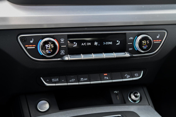 Audi Q5 50 TFSI e quattro 3X S-Line. Pano, Memory, Massage, ACC, Keyless, Camera, Matrix, CarPlay!