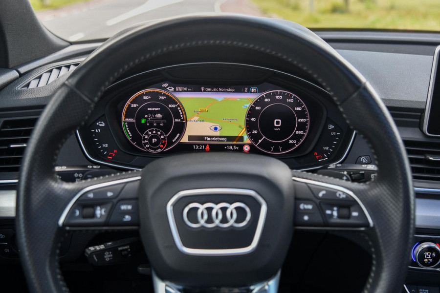 Audi Q5 50 TFSI e quattro 3X S-Line. Pano, Memory, Massage, ACC, Keyless, Camera, Matrix, CarPlay!