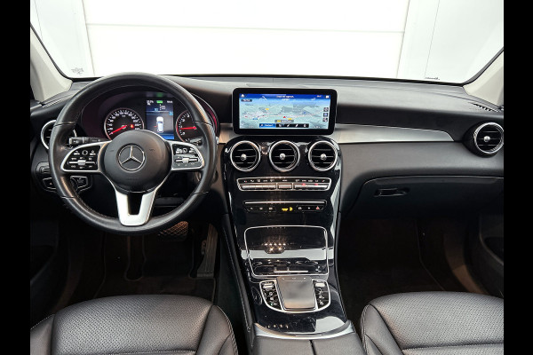 Mercedes-Benz GLC 200 Business Solution Limited | Lichtmetalen velgen | Navigatie | Parking support met camera achter | Trekhaak wegklapbaar | Inclusief 24 maanden MB Certified garantie voor Europa.